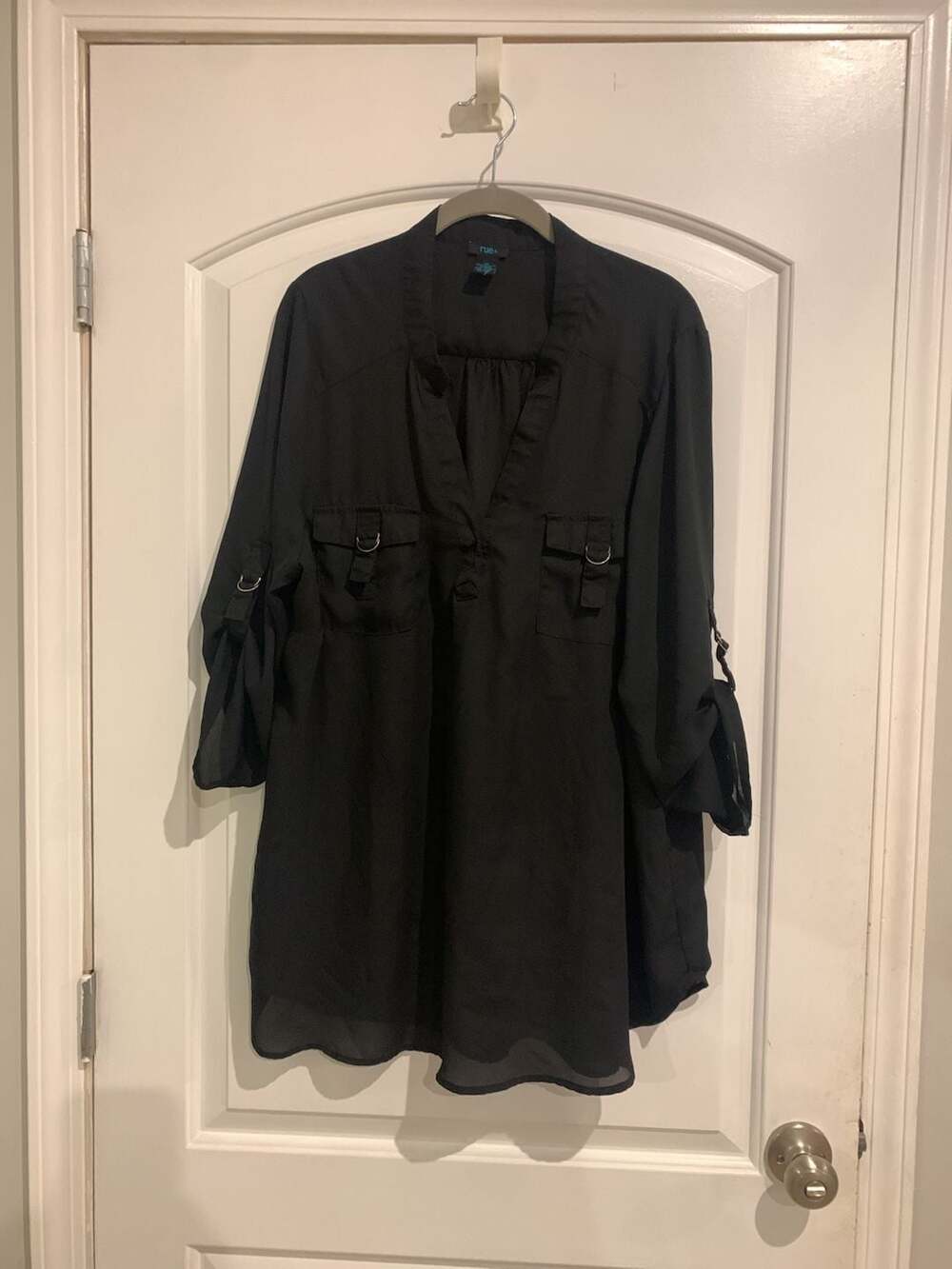 rue+ Womens Black Utility Long Sleeve Blouse with Roll-Tab Sleeves Size 2X